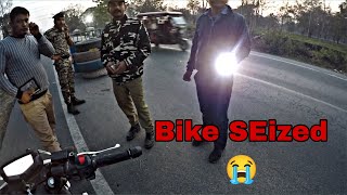 Bike SEized karde Police 😭 Police vs Biker😡 Accident hogya 😵 [upl. by Darrey]