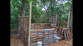 How to build a pallet shed Part 3 [upl. by Eberhart742]