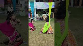 Nav Laakhaai Lobadiyaliyu l Viral Aditya Gadhvi song l Ochhav Song l Mother Daughter Duo garba [upl. by Llertnad]