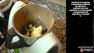 Bizcocho de chocolate y nueces con Thermomix  La web de cocina de Mabel [upl. by Eibbob328]