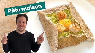 Crêpes salées bretonnes faites maison garnies avec des noix SaintJacques et une fondue de poireaux [upl. by Eirelam]