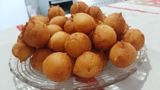 Como fazer bolinho de Chuva simples e sequinho  Bolinho de chuva sequinho [upl. by Glennie607]