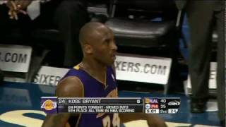 Kobe passes Shaq for fifth alltime [upl. by Nnainot]