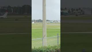 Challenger 350 taking off from Fort Lauderdale executive airport planesactive Challenger350 [upl. by Hahseram]