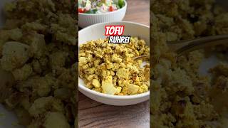 Rührei vegan 🤌🏼 eines meiner liebsten Rezepte mit Tofu 😍 tofu tofuscramble gesundeernährung [upl. by Oinafipe]