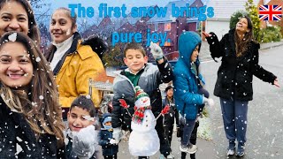 First snow of this year  Bohot hi maze kiye snow ki wait karke soye bhi nahi  snowfall2024 [upl. by Noyahs]