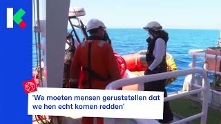 Hulporganisatie redt vluchtelingen op zee [upl. by Ddahc]