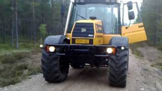 JCB Fastrac 155 T TOP speed  Parasta vauhtia JCBllä [upl. by Oiramal]