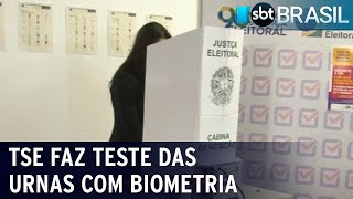 TSE realiza simulação do teste de integridade das urnas com biometria  SBT Brasil 150922 [upl. by Esiouqrut88]