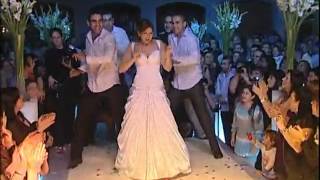 Amazing Wedding Entrance Inbal and Elad כניסה לחופה עם דיגיי גבי רחום [upl. by Asoj]