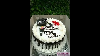 How to decorate blackforest Cake Graduation theme [upl. by Melodee]