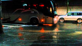 Emergencias Guardia Civil bomberos y ambulancias en las inundaciones de Jaca 160813 [upl. by Perusse]