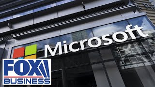 Microsoft outage wreaks havoc across the globe [upl. by Assirat788]