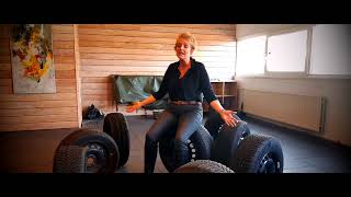 Anita Hulshof  Tussen de wielen Official Video [upl. by Lemmy]