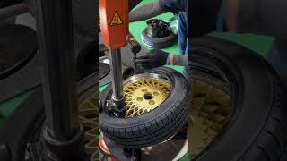 Installing a tire shortvideo shorts video reels youtubeshorts work mexico viralvideo [upl. by Wappes276]