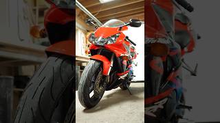 CBR954RR FireBlade sportsbike [upl. by Anyahc169]