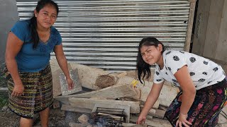 Wendy y su familia compran elotes para comer junto a los trabajadores y vienen a ver como va su casa [upl. by Conners848]