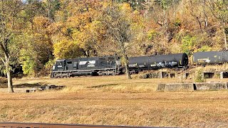 Solo SD60E Leads NS H65 [upl. by Cosmo]