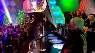 Robbie Williams Advertising Space Live on Top of The Pops 18 Dec 05 [upl. by God]