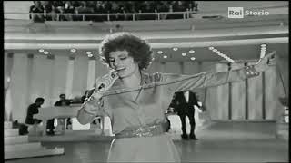 Ornella Vanoni  Tristezza Live 1971 [upl. by Araem]