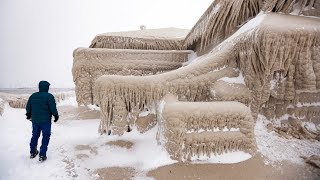 Fast 50 Tote durch Schneesturm in den USA [upl. by Lukasz]