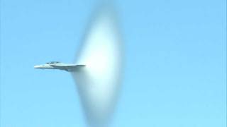 2011 Fleet Week San Francisco  F18 Super Hornet High Speed Pass wVaper Cone [upl. by Aymik]