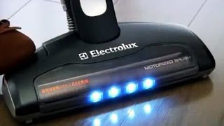 Electrolux ErgoRapido Brushroll Clean Bagless 2in1 StickHand Vacuum  EL1061A [upl. by Bertilla]