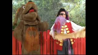 Captain Featherswords Pirate Show Captain and Wags Treasure Hunt Part 2 [upl. by Nessah]