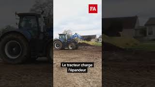 « J’attelle et dételle mon épandeur sans descendre de mon tracteur » farming agriculture tractor [upl. by Nayhr]