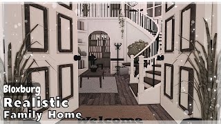 BLOXBURG Realistic Family Home Speedbuild interior  full tour Roblox House Build [upl. by Zenda650]