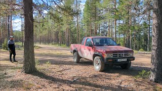 WE BOUGHT A CAR AGAIN nissantruck 1991 King Cab d21 hardbody pickup 4x4 4x4offroad redcar [upl. by Vivyan]