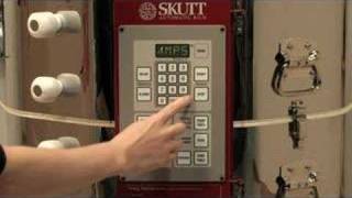 Skutt KilnMaster Contoller Menu Feautures  Check Amperage [upl. by Nylorak]