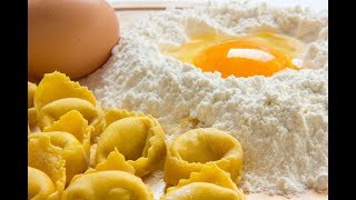 Tortellini di Modena con castagne broccoletti e pinoli  Massimo Martina  Saporie [upl. by Reinar434]