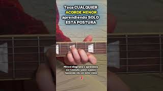 Con esta POSTURA podrás tocar CUALQUIER ACORDE MENOR en guitarra shorts [upl. by Leahcar]