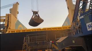 Bauxite loading at Aliaga [upl. by Culbertson]