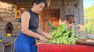 Tostones de Plátano RELLENOS DE CARNE  Casi se Me Desarman 🤣 [upl. by Ellenaj982]