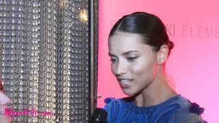 Victorias Secret Fashion Show 2011 Angels React To Nicki Minaj Jay Z amp More [upl. by Irtemed]