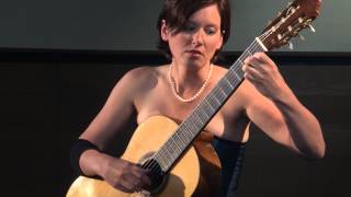 Bach Fugue 998  Anika Hutschreuther Guitar [upl. by Gran398]