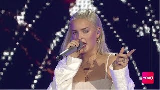 Anne Marie quotEither Wayquot LIVE at SWR3 New Pop Festival 2017 [upl. by Evangelina729]