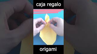 Cómo hacer una caja de papel para regalo caja regalo tutorial shorts [upl. by Sarazen600]