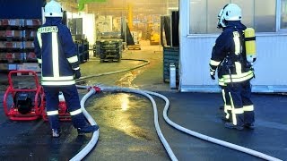 Höringhausen Brand in Produktionshalle [upl. by Aenitsirhc]