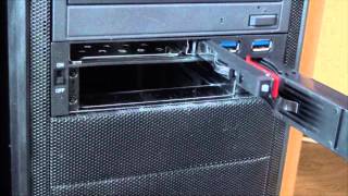 Thermaltake Max 5 Duo SATA HDD Rack [upl. by Morgana952]