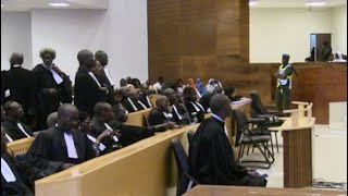 Procès Adji Sarr  Sonko Lambiance dans la salle daudience ça chauffe déjà entre avocats [upl. by Borgeson]