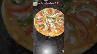 Homemade Pizza from readymade pizza 🍕 Base quick pizzalover pizzarecipe shortvideo 🍕 😍 [upl. by Sedaiuqlem658]