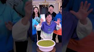 The Green Bean Touching Gold Challenge Is So ExcitingFunnyfamily Partygames [upl. by Assirol]