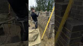 An honest days graft 💪🏼 bricklayer brickwork boockwork construction work graft [upl. by Sezen]