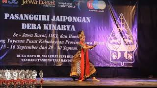 JAIPONG DANCE CITRA RESMI WEST JAVA CULTURE DERA KINARYA GONDO ART [upl. by Gleason]