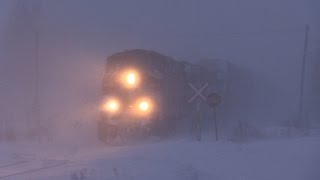 CP 8877 at Lovering 14DEC2016 [upl. by Eintruok]