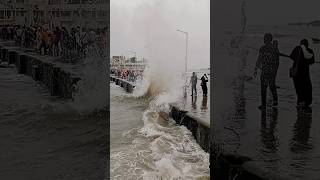 Haji Ali dargah mein bahut badi lahar 😱 samundar Ki allahloves [upl. by Notla819]