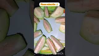 రోజుకి ఒక్క జామకాయ తినండి telugu fruit shots viralvideo trendigshotshealthy [upl. by Nolana]